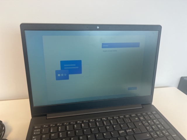1164208-4 Laptop Lenovo V15-ADA 82C7 Ryzen 3