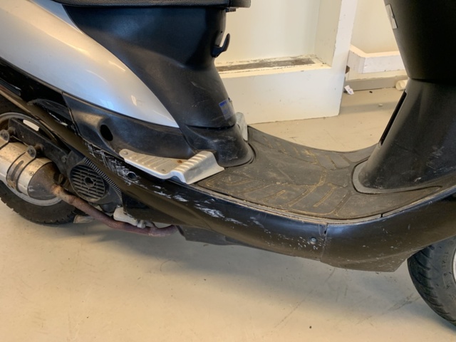 1068068-6 Moped Baotian BT-Classic - 2007 (Repair item)