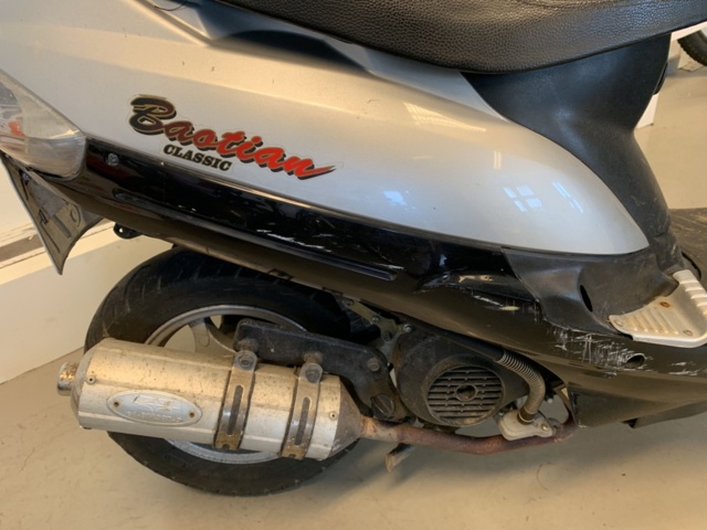 1068068-7 Moped Baotian BT-Classic - 2007 (Repair item)