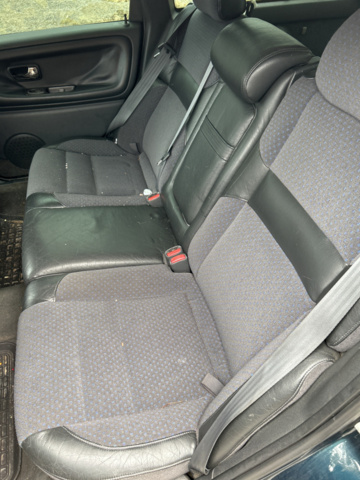 1172837-19 Volvo V70 2.5 20V Automatisk, 165hk, 1999 (repobjekt)