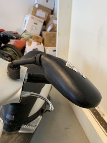 1068068-12 Moped Baotian BT-Classic - 2007 (Repair item)