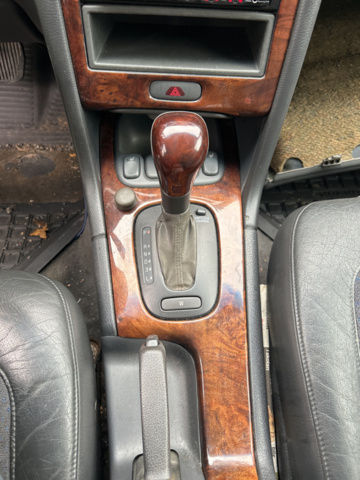 1172837-14 Volvo V70 2.5 20V Automatisk, 165hk, 1999 (repobjekt)
