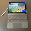 1172834-1 Apple iPad Air (5th gen) incl. Apple Pencil & keyboard case