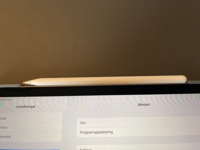 1172834-7 Apple iPad Air (5th gen) incl. Apple Pencil & keyboard case