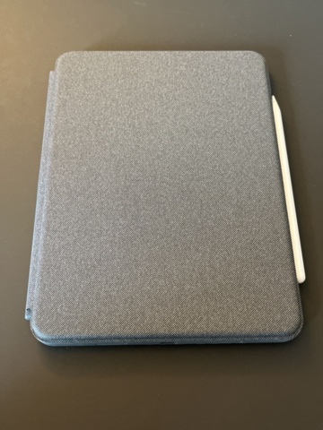 1172834-8 Apple iPad Air (5th gen) incl. Apple Pencil & keyboard case