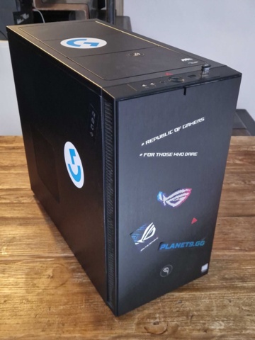 1150817-1 Gaming computer