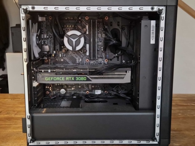 1150820-3 Gaming computer