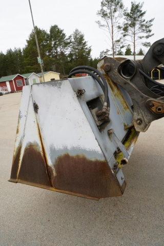 1173190-3 Sand spreader bucket Broadway 1800