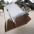 1173190-9 Sand spreader bucket Broadway 1800