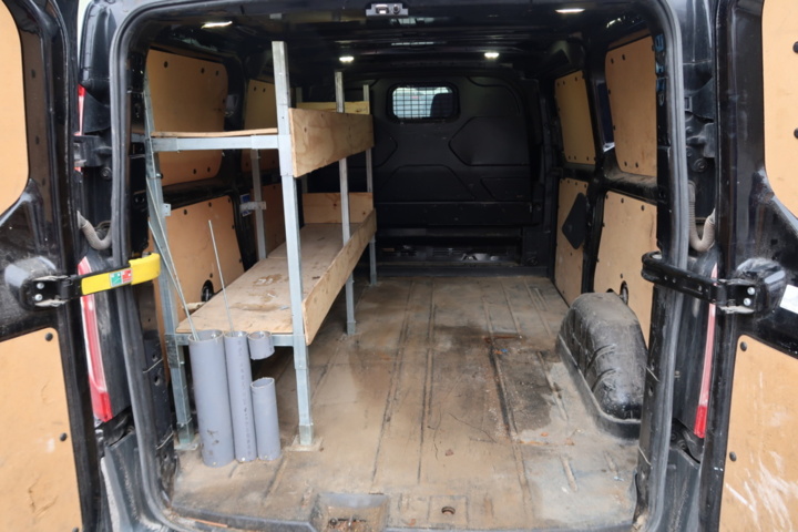 773528-16 Ford Transit Custom 270 2.2 TDCi Manual, 100hp, 2016