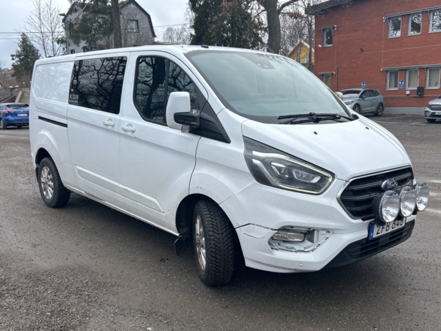 1166010-7 Ford Transit Custom 300 Crew Van 2.0 TDCi SelectShift, 170hp, 2018
