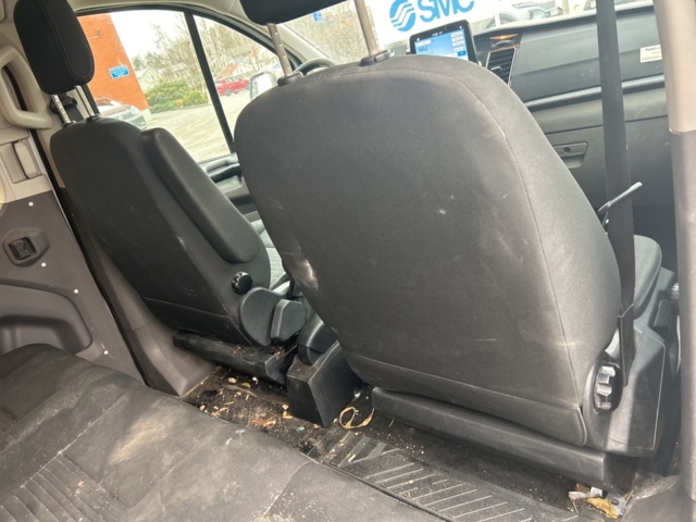 1166010-26 Ford Transit Custom 300 Crew Van 2.0 TDCi SelectShift, 170hp, 2018