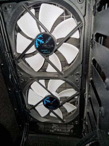 1150834-6 Gaming computer