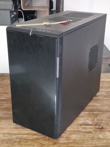 1150853-1 Gaming computer
