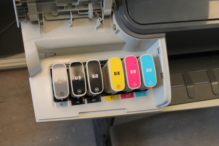 1174555-5 Large format printer HP Designjet T610