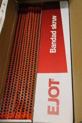 1174561-4 Straight banded ply screw