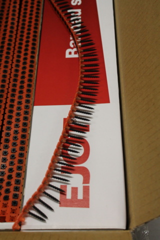 1174561-5 Straight banded ply screw