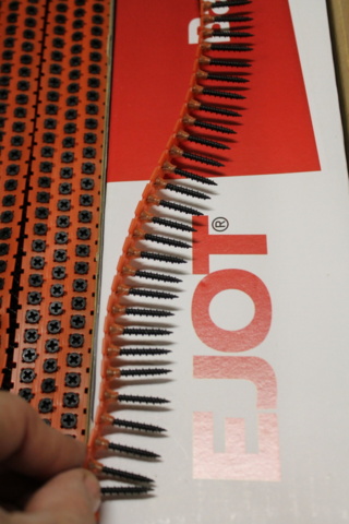 1174561-6 Straight banded ply screw