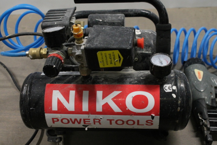 1174578-2 Compressor Niko TA-0304 with nail gun