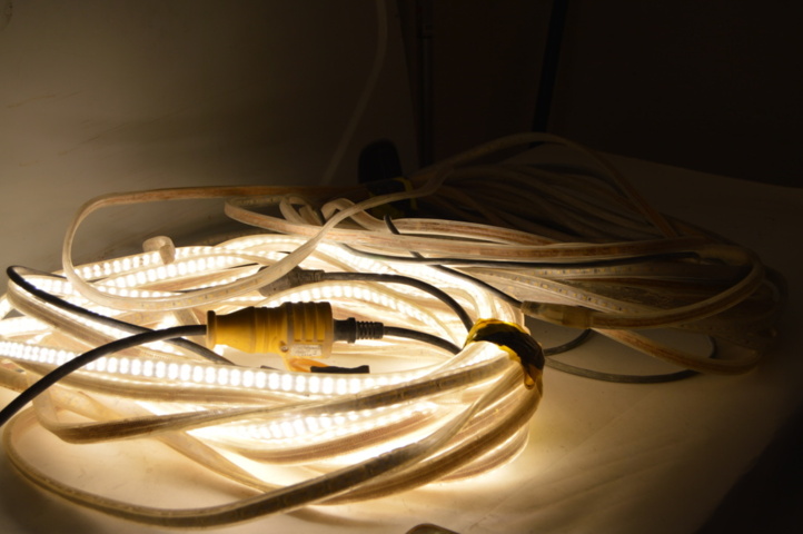1140215-4 3 led loops