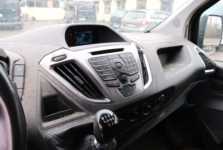 773531-17 Ford Transit Custom 290 2.2 TDCi Manual, 125hp, 2015