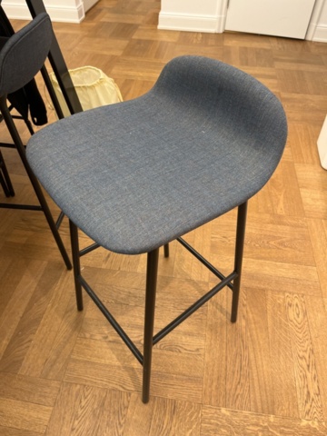 1146712-9 High conference table / Dining table