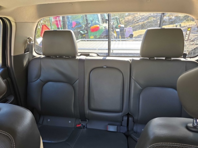 956396-8 Nissan Navara Double Cab 2.5 dCi 4x4 Automatic, 190hp, 2012