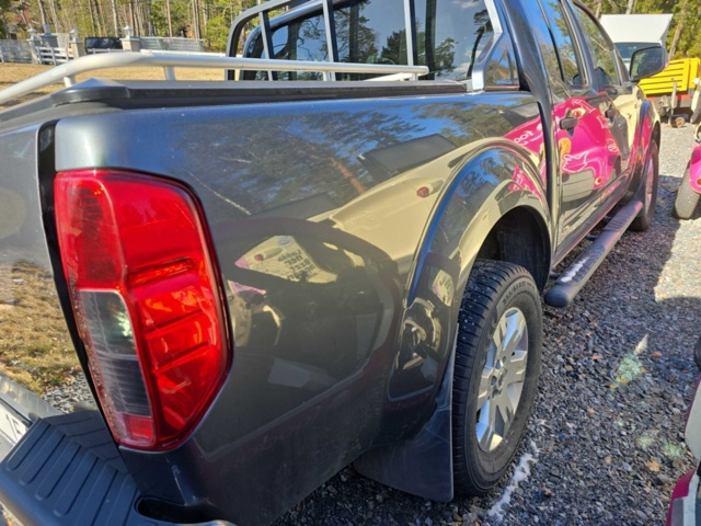 956396-17 Nissan Navara Double Cab 2.5 dCi 4x4 Automatic, 190hp, 2012