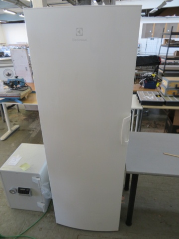 Kylskåp Electrolux RF360 - PS Auction - We value the future - Largest ...