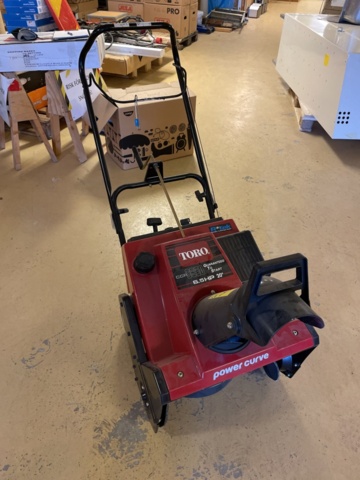 999239-2 Snow blower TORO CCR 3650