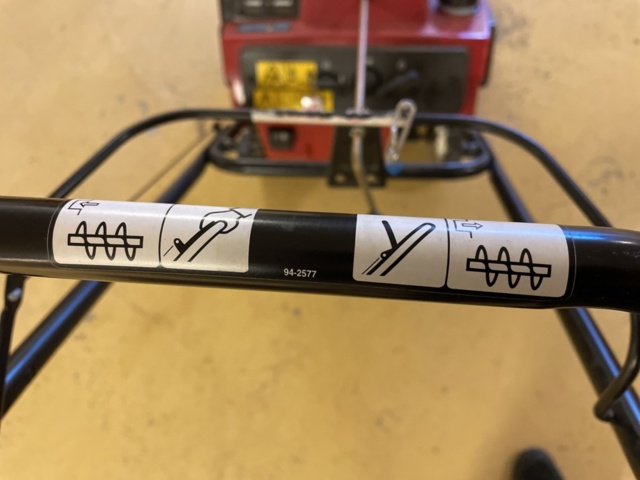 999239-13 Snow blower TORO CCR 3650