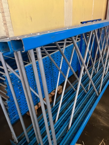 1121099-2 Pallet rack EAB