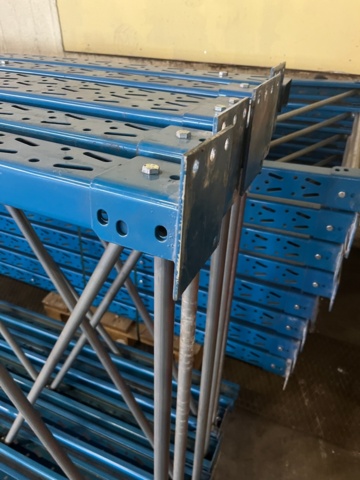 1121099-3 Pallet rack EAB