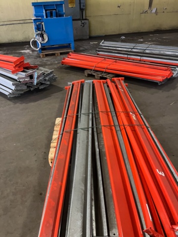 1121099-7 Pallet rack EAB