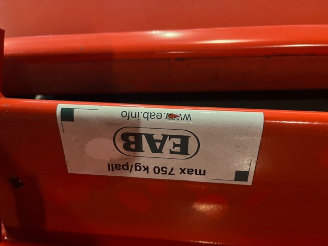 1121099-8 Pallet rack EAB