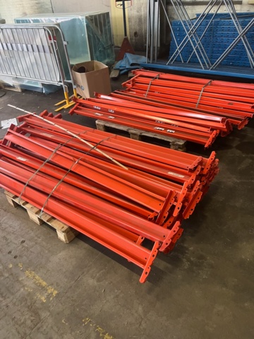 1121099-10 Pallet rack EAB