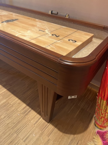 1117676-3 Shuffleboard Brunswick