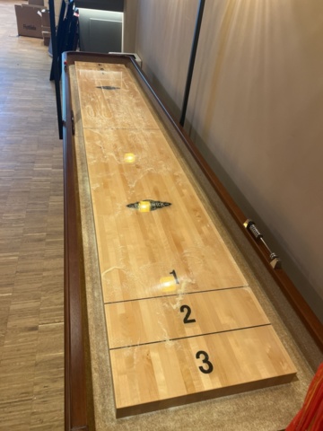1117676-4 Shuffleboard Brunswick