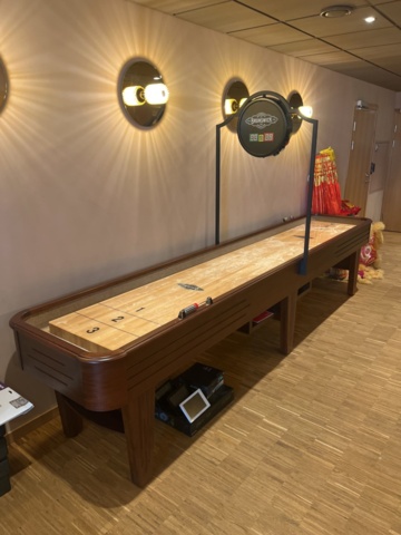 1117676-6 Shuffleboard Brunswick