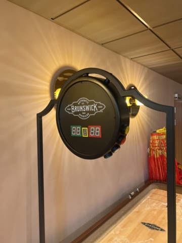 1117676-8 Shuffleboard Brunswick