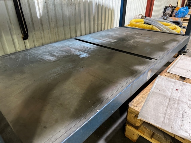 1144176-5 Solid workbench (Workbench only)