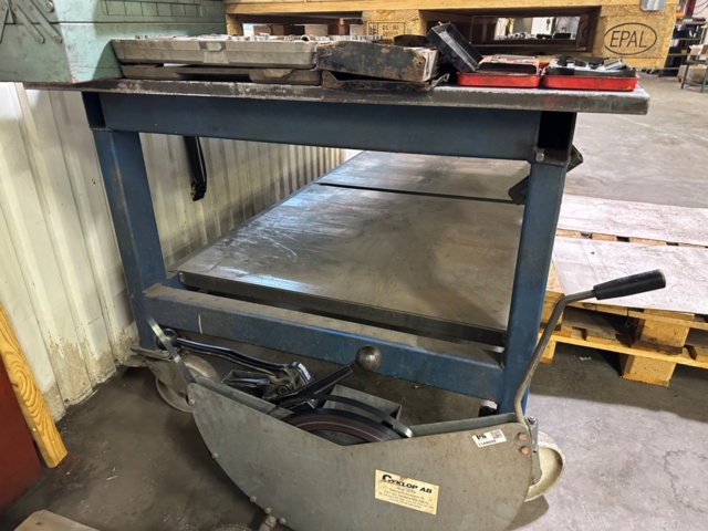 1144176-8 Solid workbench (Workbench only)