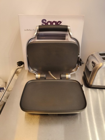 1130743-4 Sandwich grill & Toaster