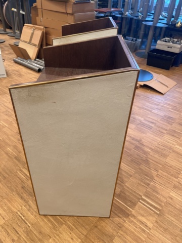 1117705-2 Podier/Hovmästarpulpet 2st