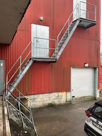 1121134-1 Ståltrappa / utrymningstrappa