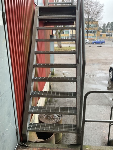 1121134-3 Ståltrappa / utrymningstrappa