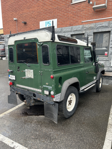 1172838-4 Land Rover Defender 90 Station Wagon 2.5 TD5 4x4 Manual, 122hp, 1999