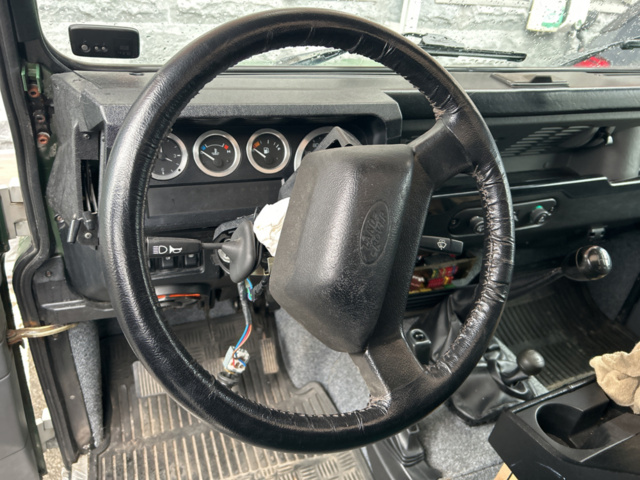 1172838-9 Land Rover Defender 90 Station Wagon 2.5 TD5 4x4 Manual, 122hp, 1999