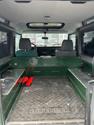 1172838-55 Land Rover Defender 90 Station Wagon 2.5 TD5 4x4 Manual, 122hp, 1999