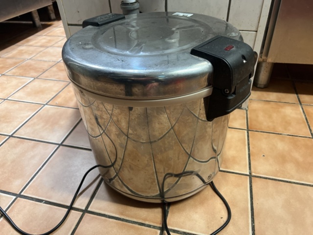 1154261-3 Rice cooker Bartscher XBG200-10G